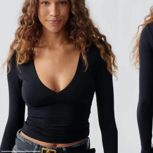Soft touch v-neck  - Svart långärmad topp med v-ringning från Gina tricot. Storlek xs. Endast testad. Nypris: 300kr💓