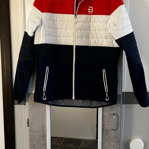 Björn Dählie jacka - Storlek L. Aldrig använt. 