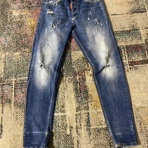 Dsquared2 jeans blåa - Bra skick använd 2 gånger 