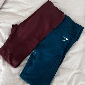 2 par träningstights - 2 par träningstights från gymshark och ett annat märke. Säljes helst tillsammans 