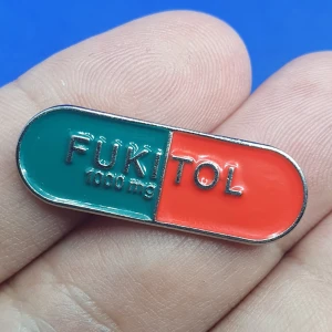 Pins - FUKITOL 1000mg - Pins - FUKITOL 1000mg mått är: 3 × 1 cm ✨️Titta igenom alla mina upplagda och köp fler saker i bundle för att spara på frakten och få allt du köpt i ett och samma paket✨️