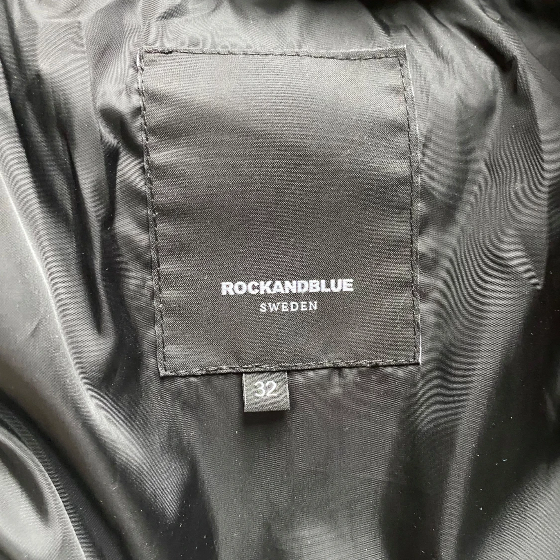 Rock and blue jacka - 91