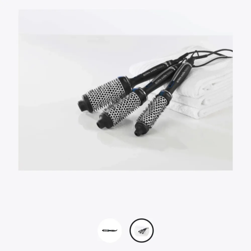 Helt oanvänd, ligger kvar i kartongen. Fick två i julklapp därav säljer jag den ena💞 de är den stora modellen . Asusteet.