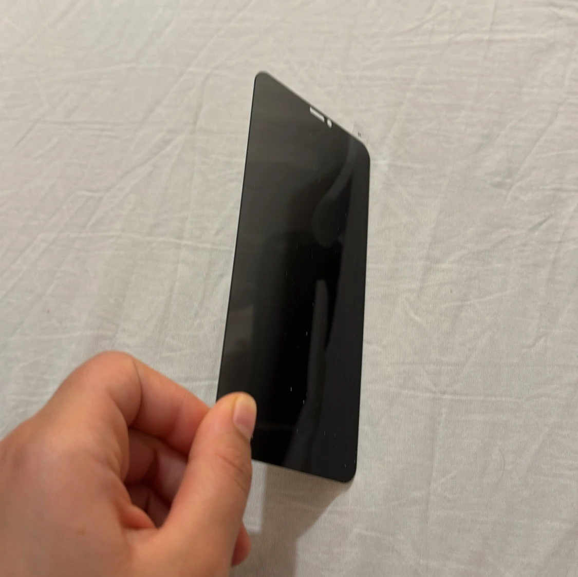 Fodral till mobil iPhone 11 pro max i tre färger med en anti-spy privacy skärmskydd  - 2