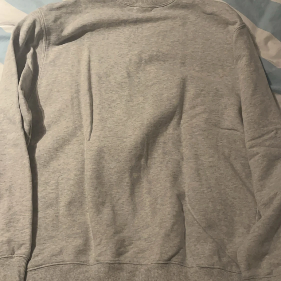 Grå sweatshirt från Carhartt - 1