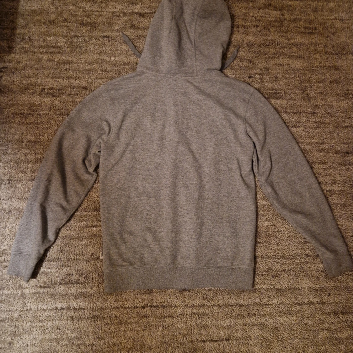 Grå hoodie från Vans - 1
