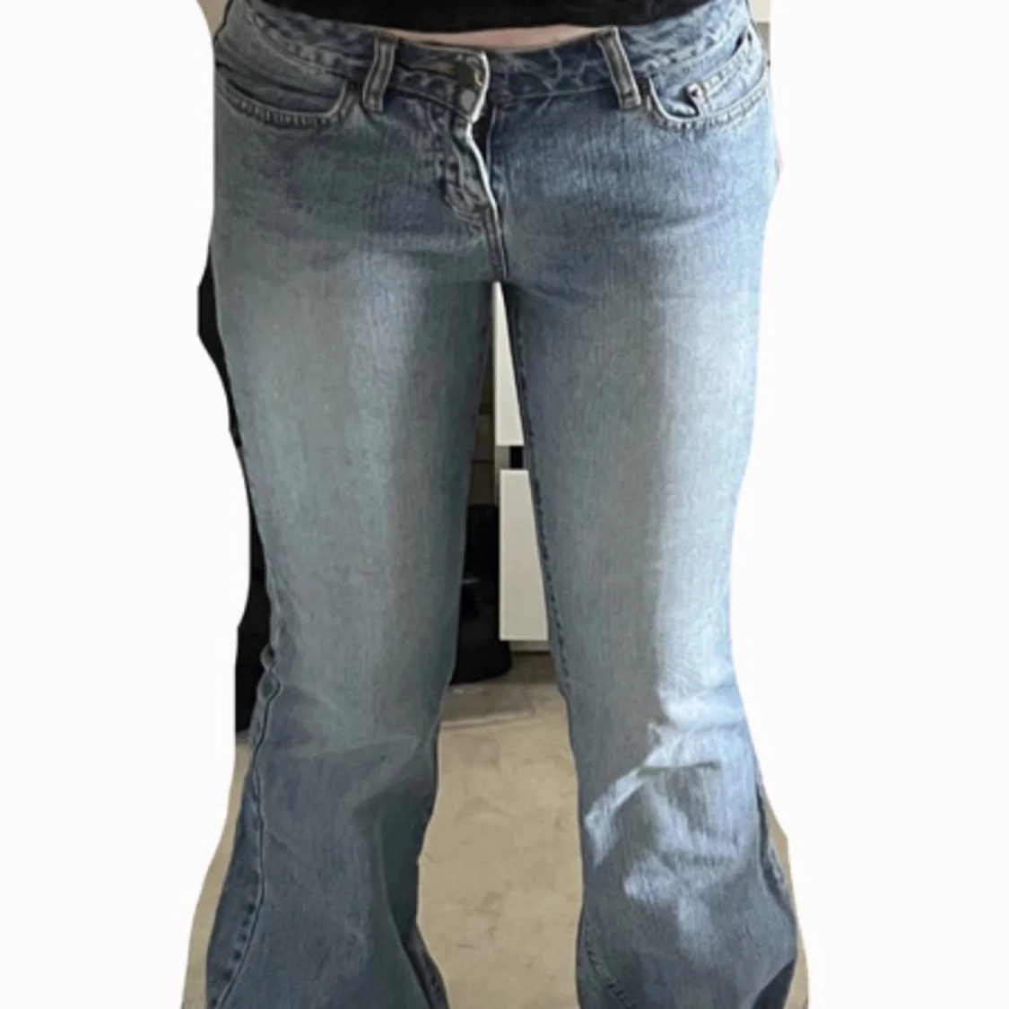 Blå bootcut jeans