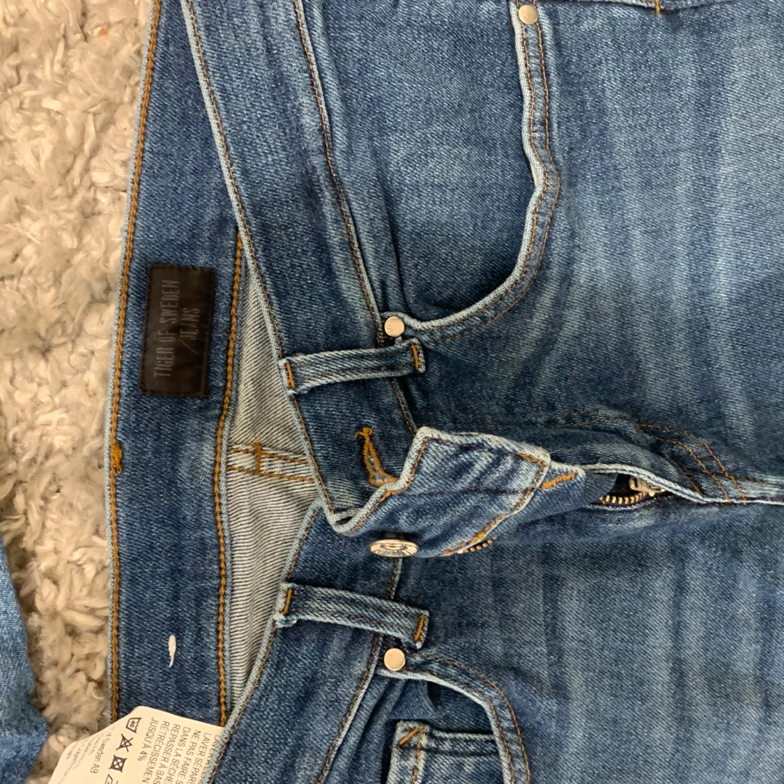 Blå slim jeans från Tiger of Sweden  - 2