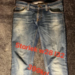 Nudie jeans  - Nudie jeans 366kr steal köp alla tre för 999 kr vid frågor och funderingar är de bara att höra av sig!😁✌️