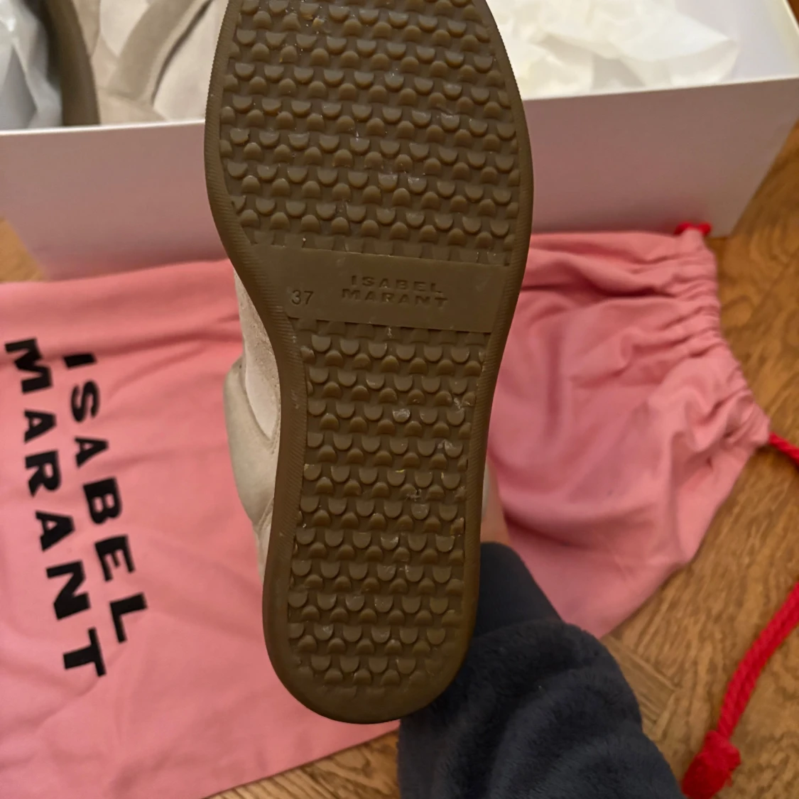 Beige sneakers med kardborreband isabel marant  - 4