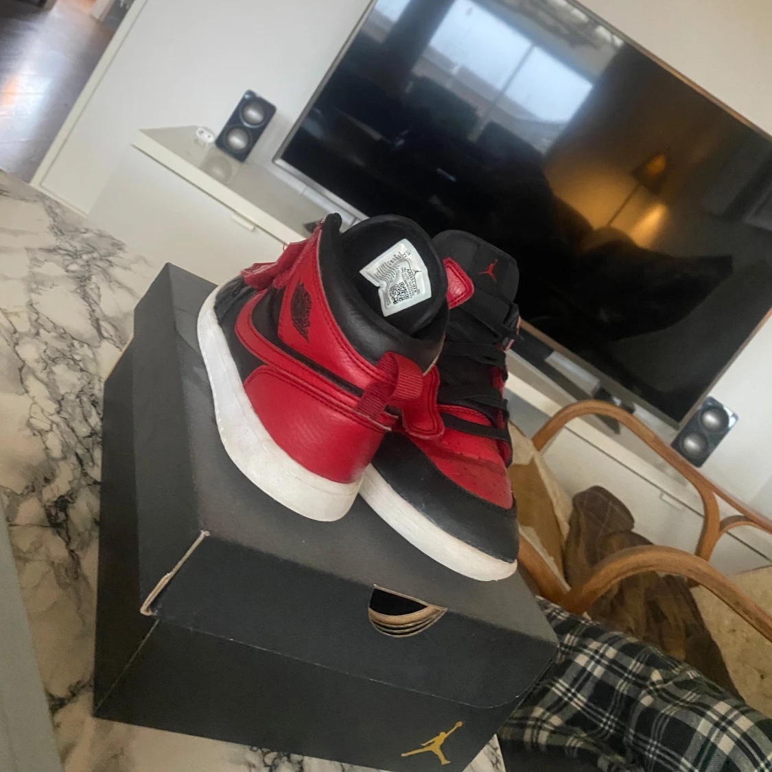 Svart och röd Nike Air Jordans - 92