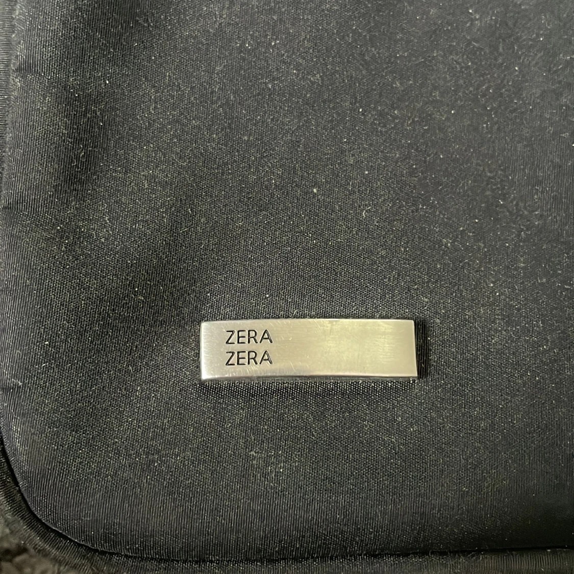 Svart axelväska från Zera - 90