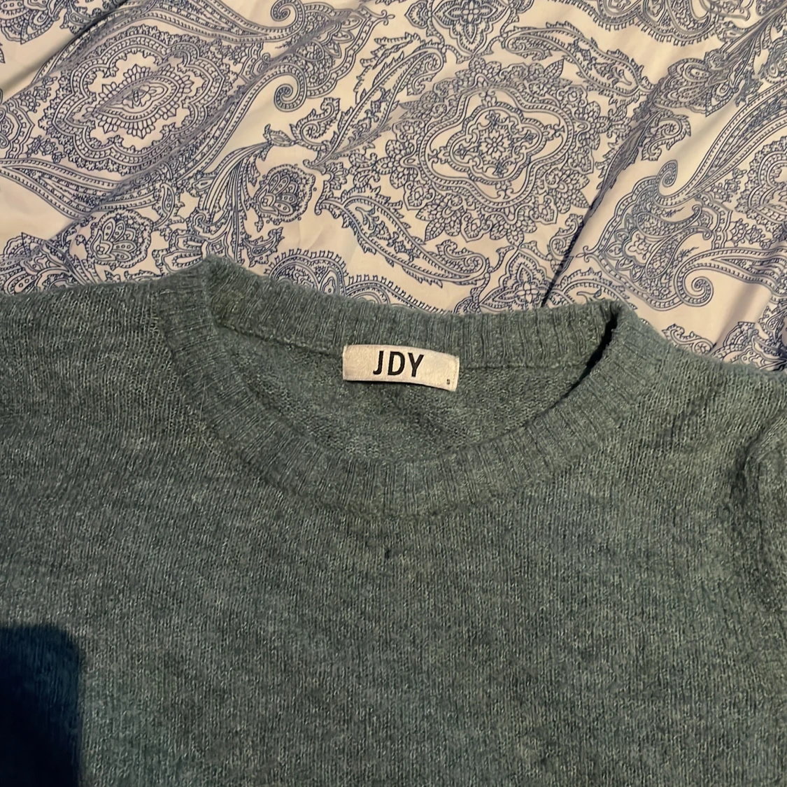 Grön stickad tröja från JDY - 90