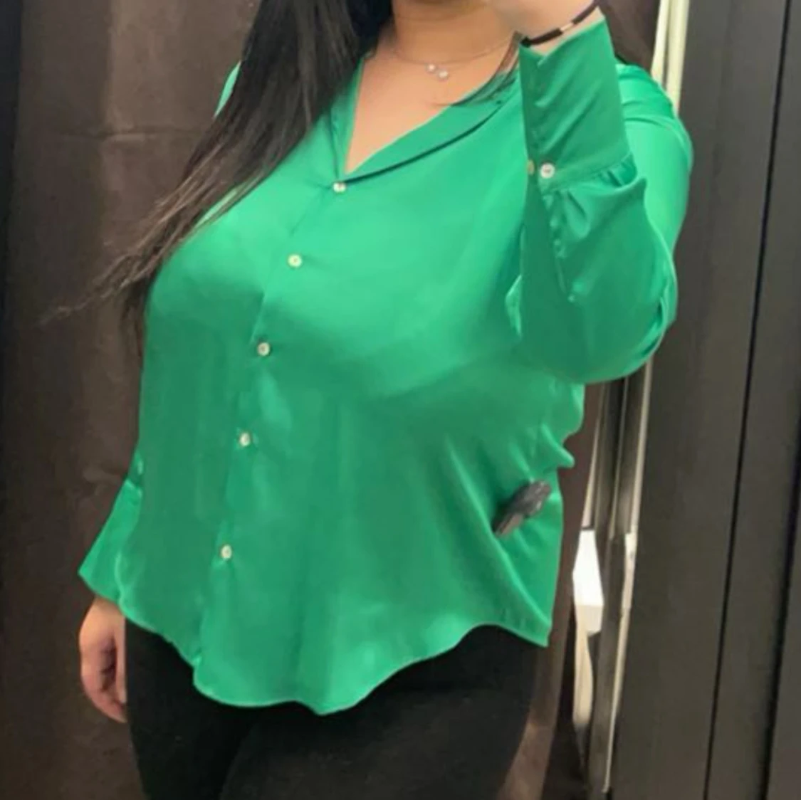 Grön blus med knappar - 1