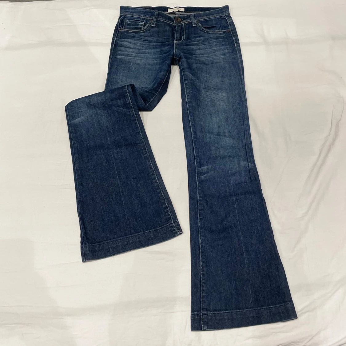 Lågmidjade bootcut jeans🤩 - 4