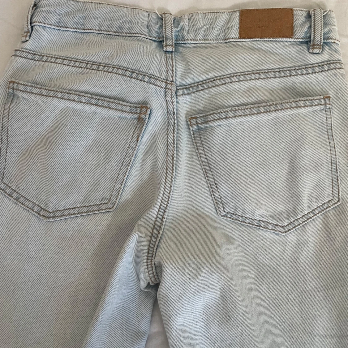 Ljusblå jeansbyxor - 3