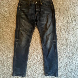 Mörkblå jeans från Jack & Jones - Snygga mörkblå jeans från Jack & Jones, hör av dig vid frågor!