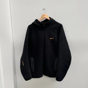 Nike nocta Tröja  - Storlek M helt splitter ny ! Först till kvarn pris kan diskuteras ifall snabb affär !