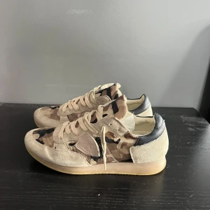 Philippe model skor  - Snygga Philippe model i storleken 41 skriv vid minsta fundering ❄️