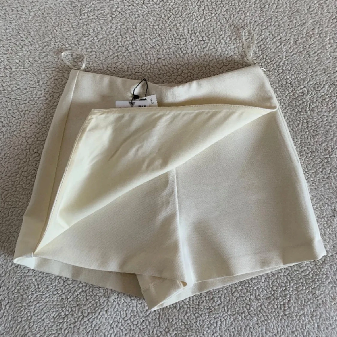 Vita omlott shorts - 1