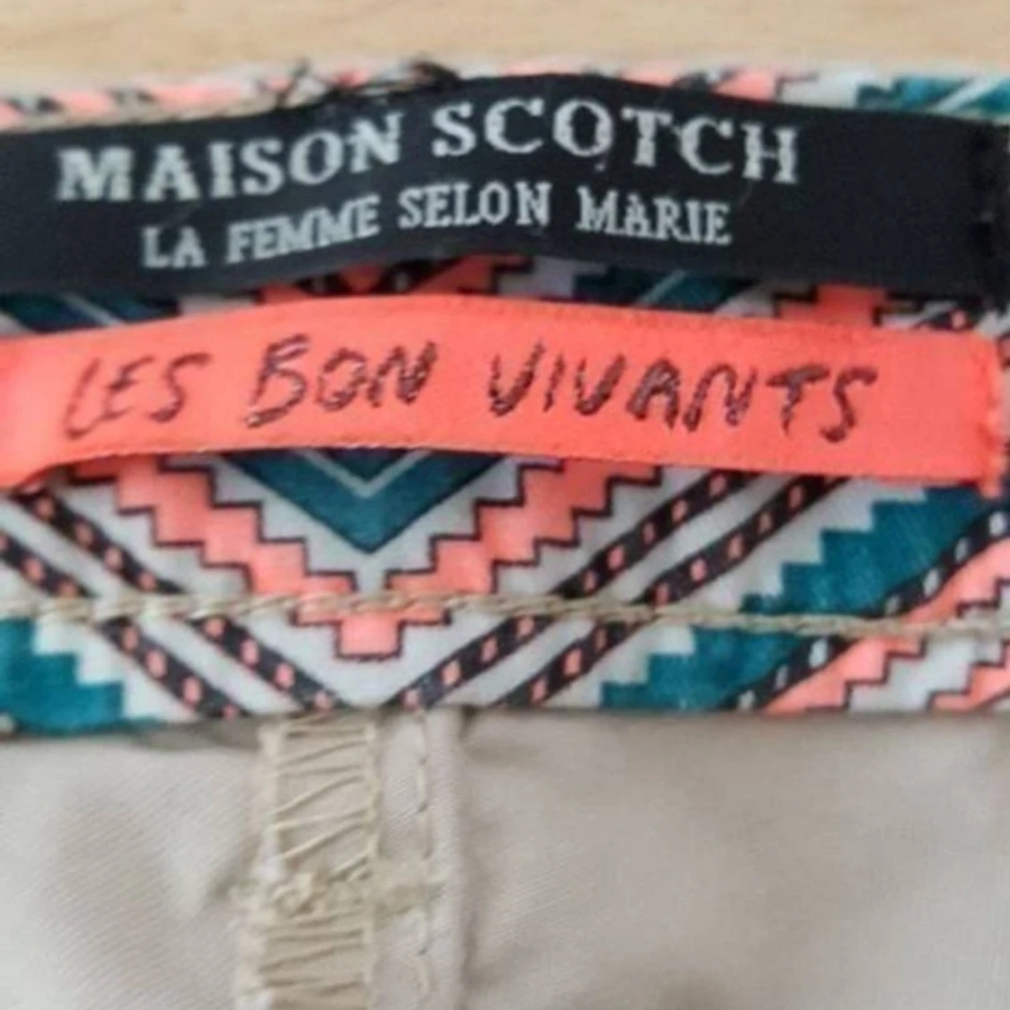 Beige byxor från Maison Scotch - 2