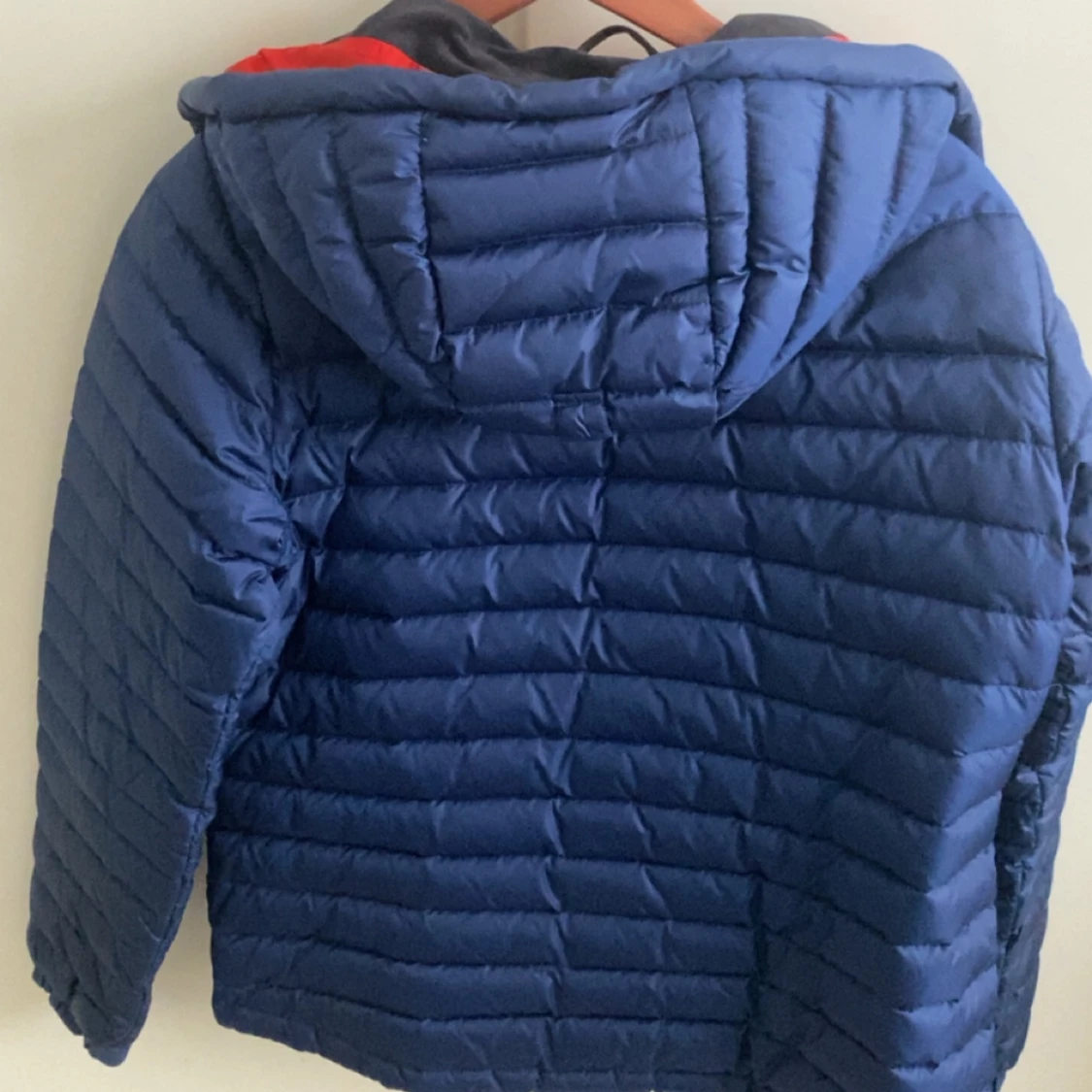 Blå pufferjacka från Jackson Hole - 2
