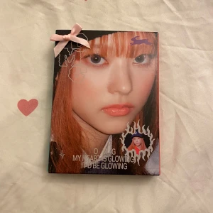 New Jeans Album Haerin Version (läs desc)  - saknar en kort och kommer utan pcs tyvärr ☹️💕 !! annars inkluderar allt (kom gärna med prisförslag) 