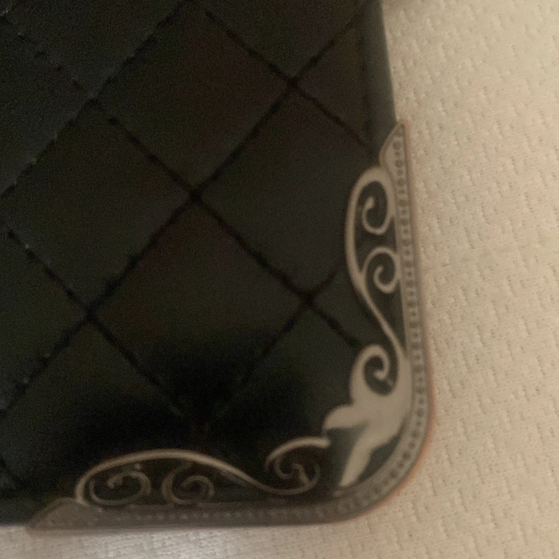 Svart quiltad plånbok - 91