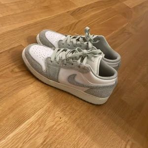 helt nya jordan skor  - i en ny skick