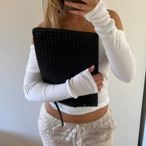 Datorfodrak - Så coolt datorfodral🪩🪩🖤 passar 13-inch