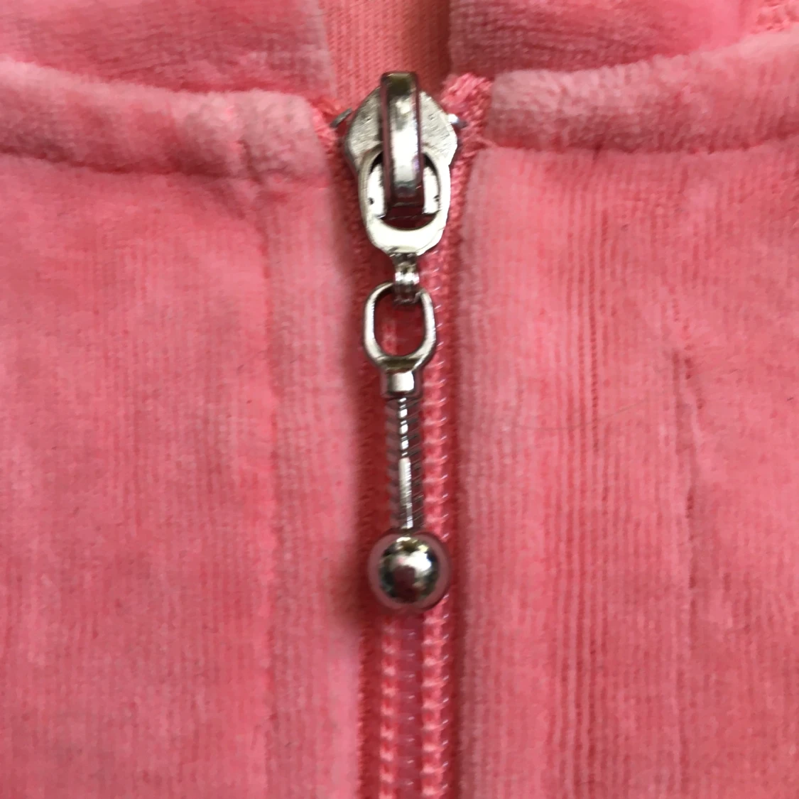 SKIT SNYGG TRÖJA - 92