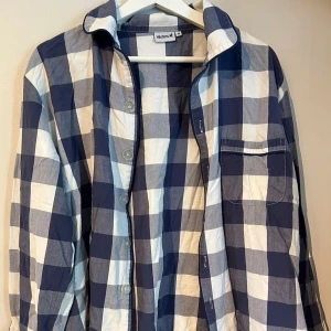 Hästen pyjamas  - Rikigt snygg hästen pyjamas till rikigt bra pris! Bara att höra av vid fundering!🙌