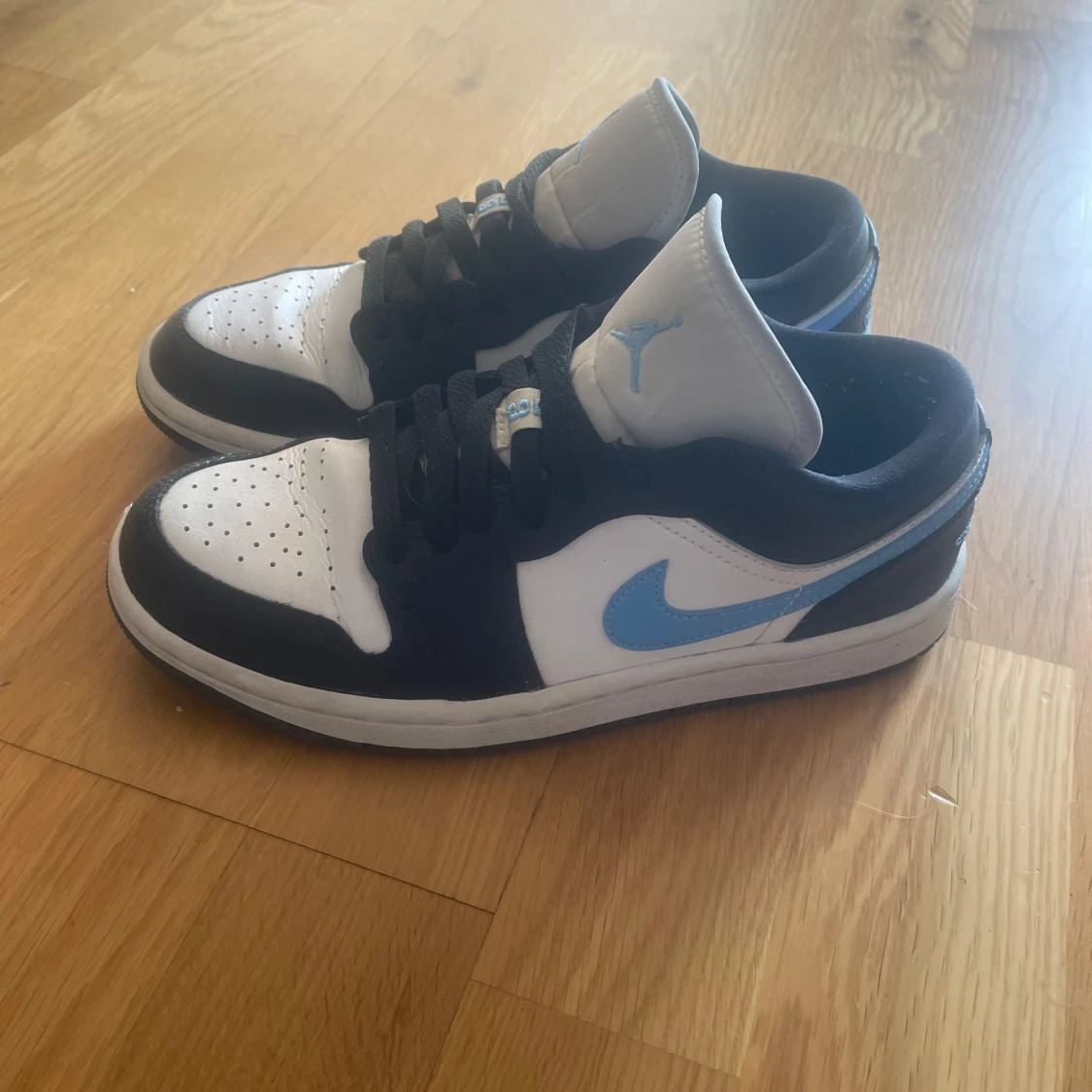 Nike air jordan, strö 37,5