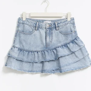 Gina jeans volang kjol - Slutsålda Gina kjolen! Superfin och nästan helt ny😍