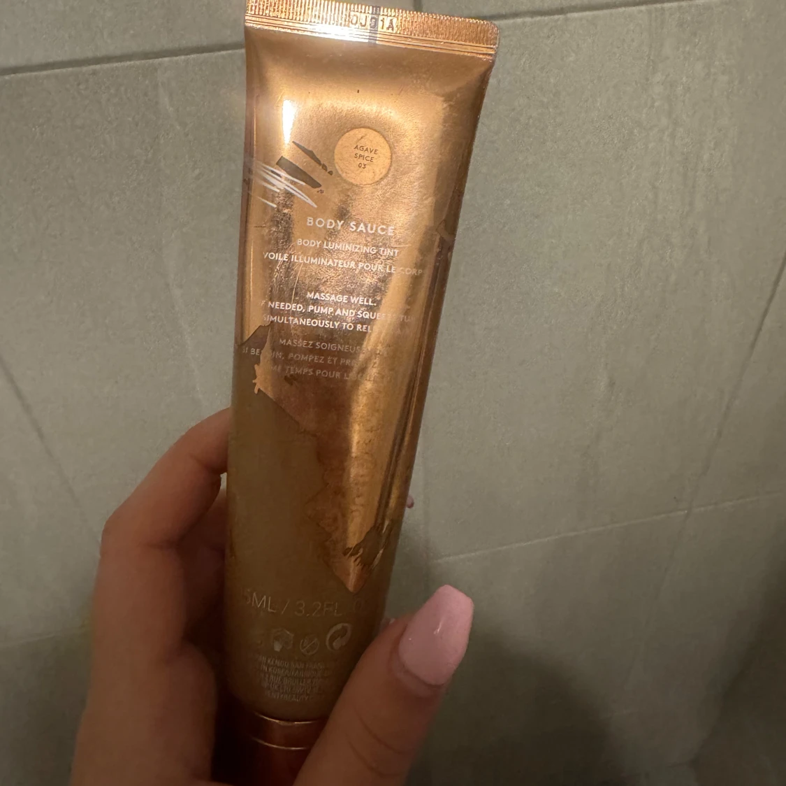 Fenty body highlighter  - 1