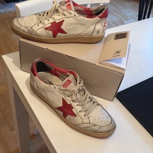 Golden goose ball star  - Golden goose ballstar i använt skick storlek 44.