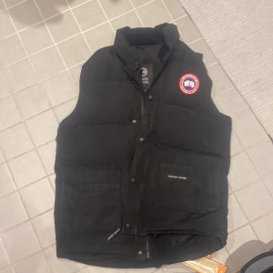  Canada Goose vest - Good konditation.