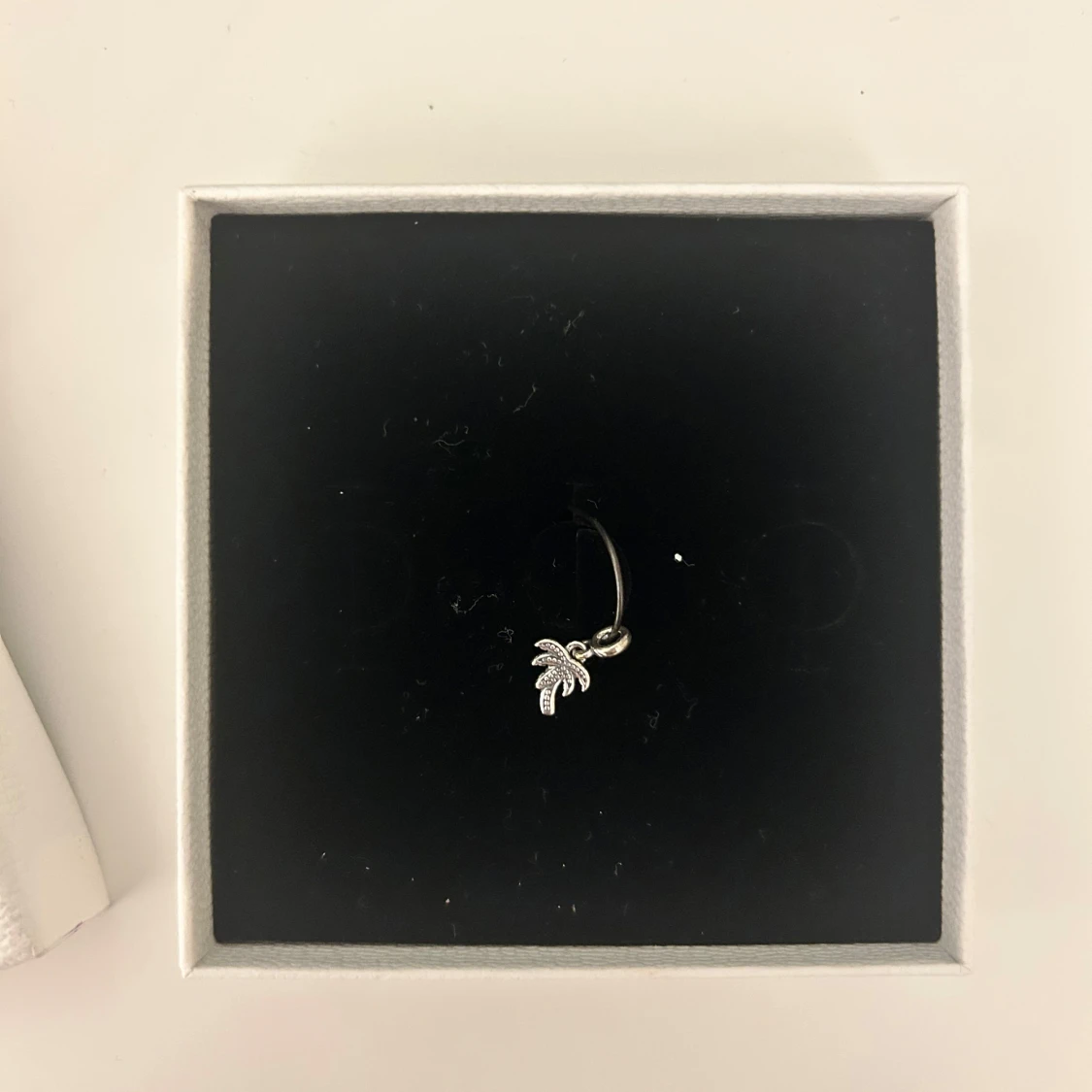 Silverörhänge med palm från Pandora - 1