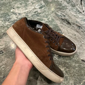 Lanvin cap toe  - Ett par bruna lanvins i uk6/40! Skorna är k bra skick och inget medföljer!