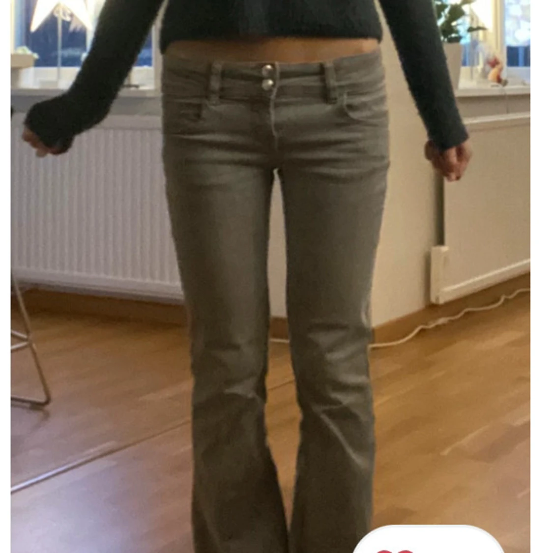 Grå bootcut jeans