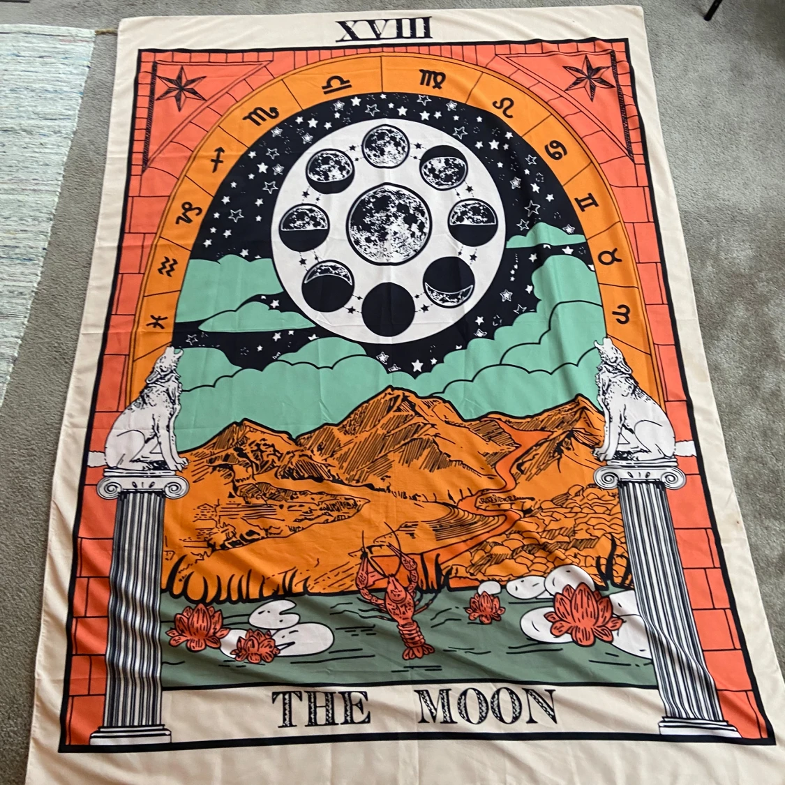 Vägg tapestry ”The Moon”