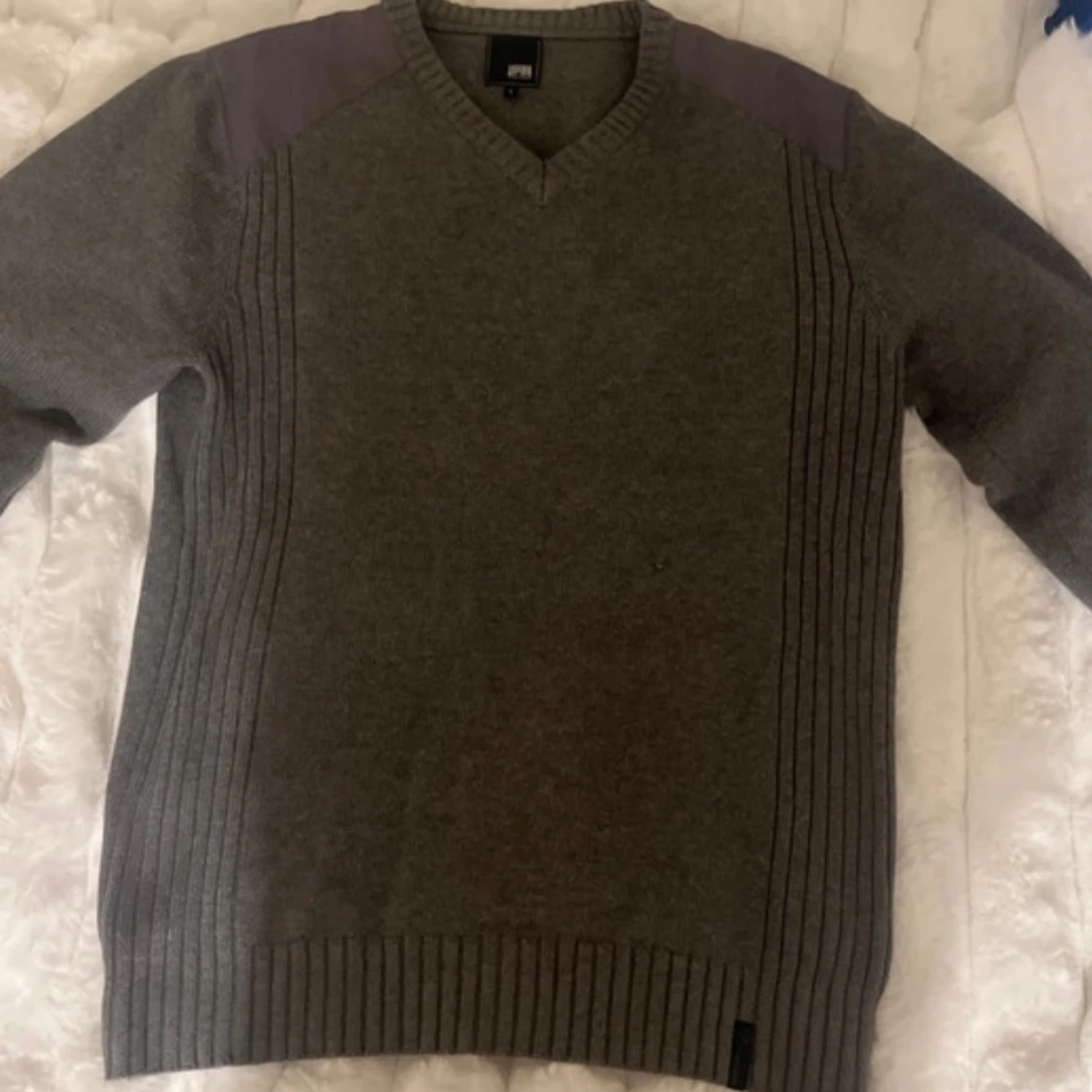 Grå tröja från Jack & Jones - 1