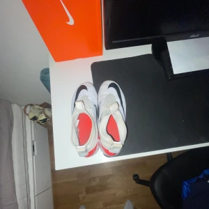 Nike mercurial Vapor 15 academy - Säljer ett par snygga Nike fotbollsskor! Pris kan diskuteras 