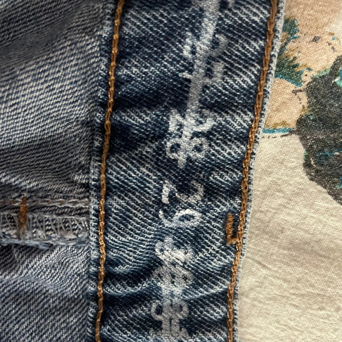 Blå jeansshorts från Never Denim - 2