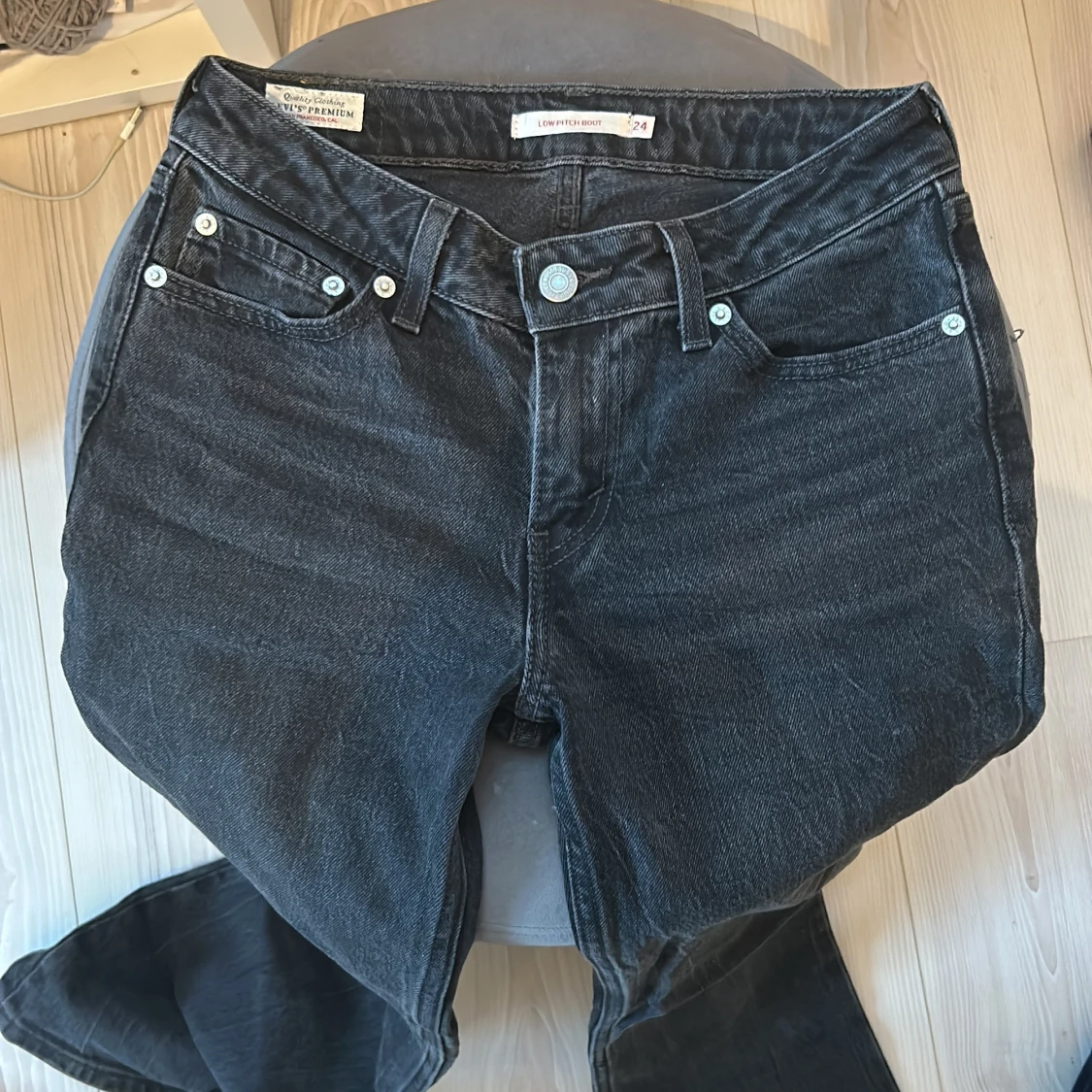 Svarta Levis jeans - 90