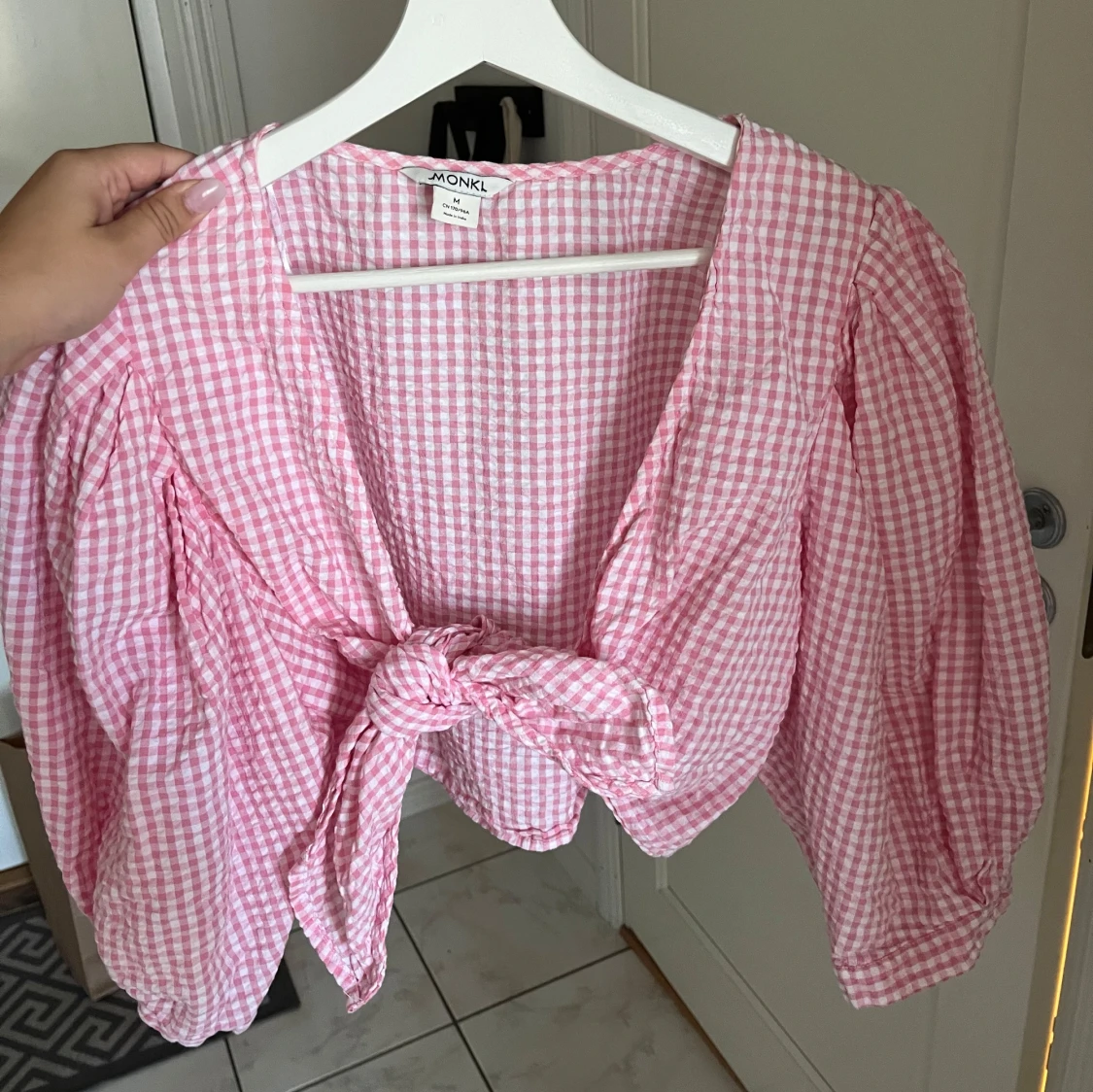 Rosa rutig knytblus💕