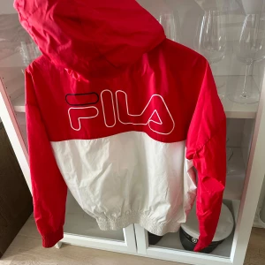 FILA JACKA - Vind jacka från fila ❤️
