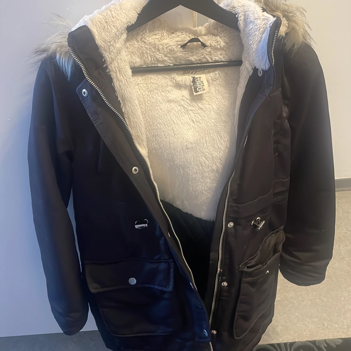 Jacka för 250kr i affär 600kr