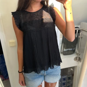 Svart topp - Svart topp från zara