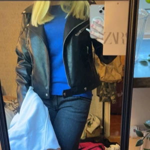 Skinnjacka  - Skinnjacka ifrån Vero Moda i nyskick 💗